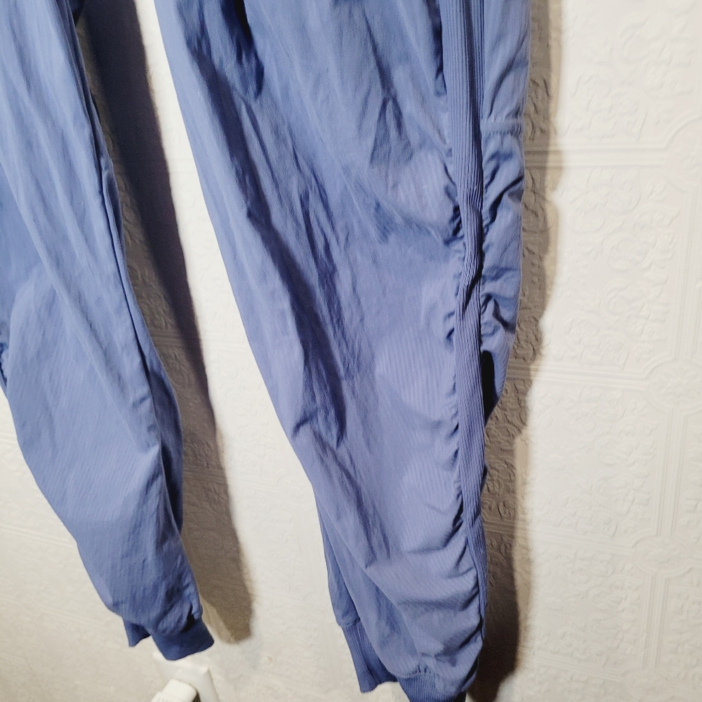 Lululemon Beyond the Studio Jogger Water Drop size 12 - Picture 4 of 10